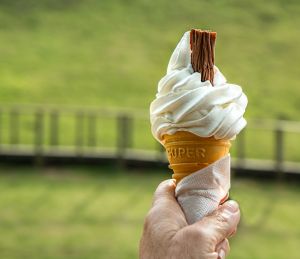 Ice cream cone with flake