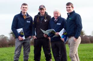 Members of the Lakeland Dairies / Teagasc joint programme with a milk supplier.”>
            </picture>
            
        </div>
        <p class=