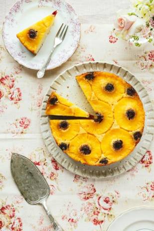 Upside down pineapple cake